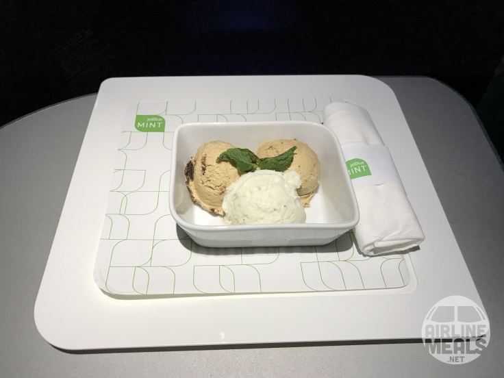 jetBlue Mint