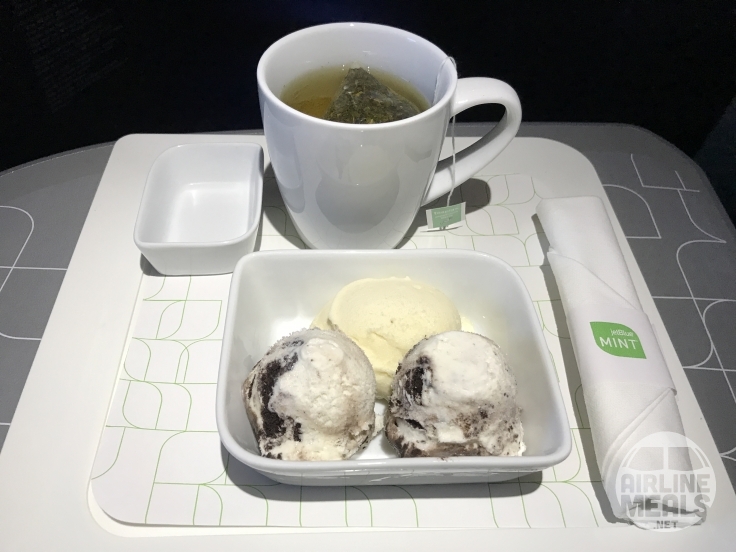 jetBlue Mint