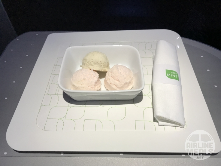 jetBlue Mint