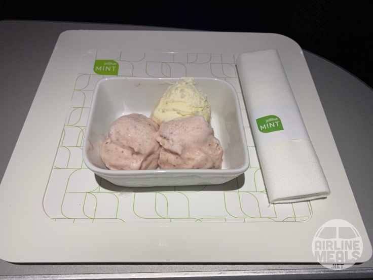 jetBlue Mint